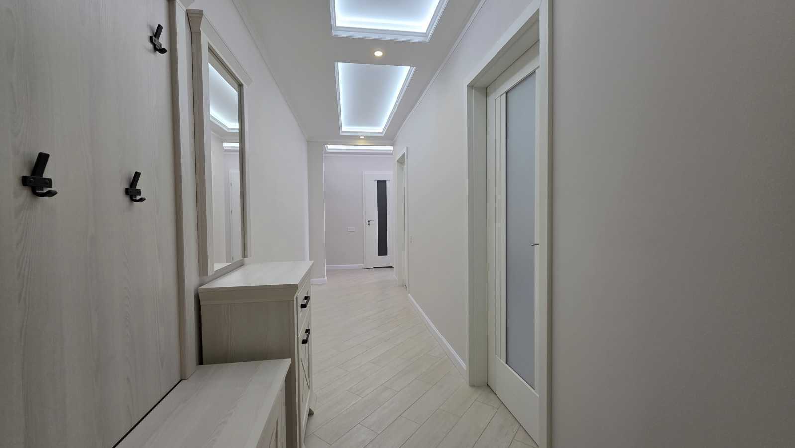 Продаж 3-кімнатної квартири 89 м², Набережна вул., 10