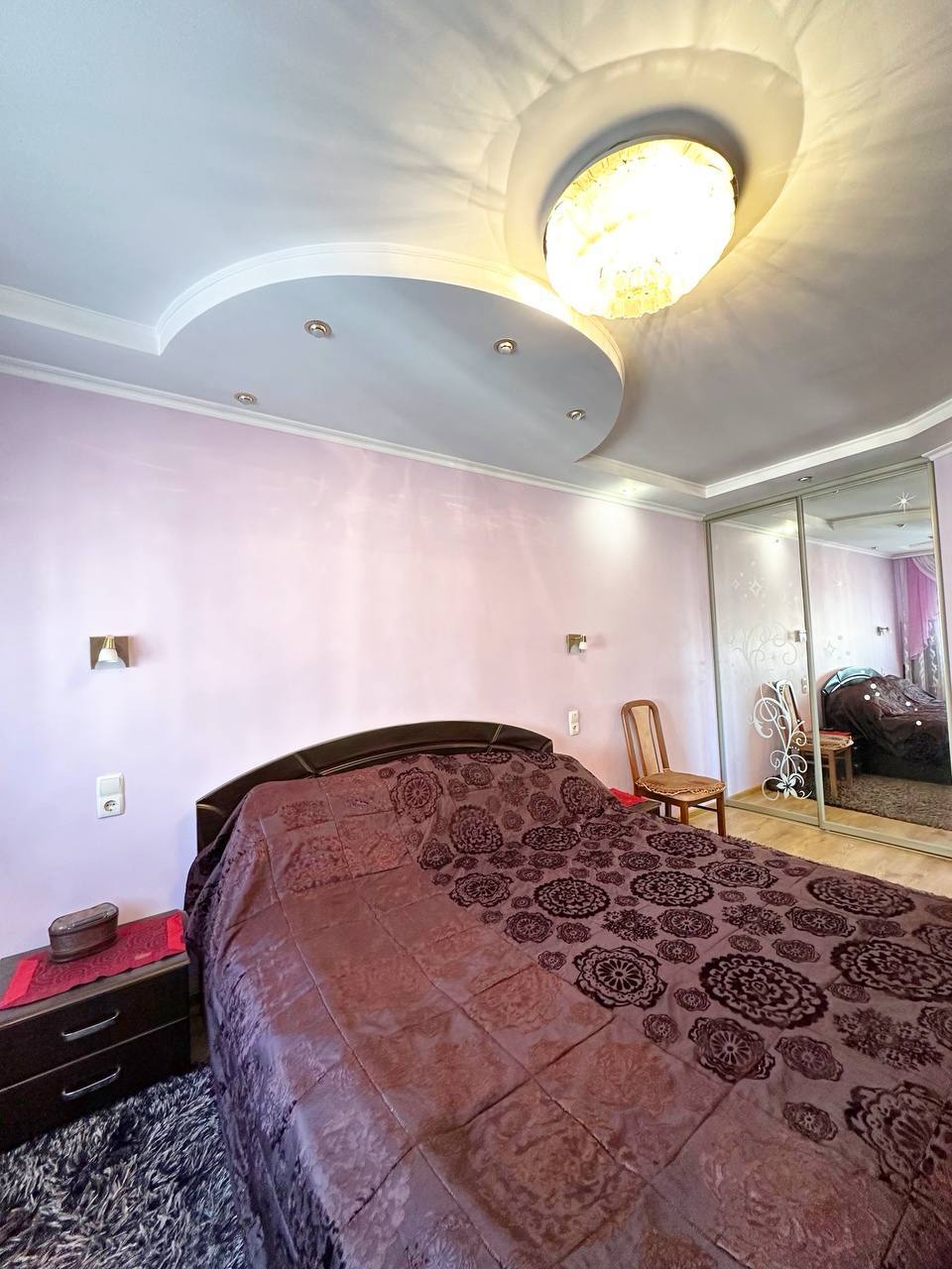 Продаж 2-кімнатної квартири 58.5 м², Інтернаціоналістів вул.