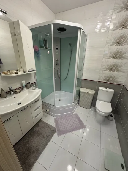 Продаж 2-кімнатної квартири 67 м², Маршала Говорова вул.