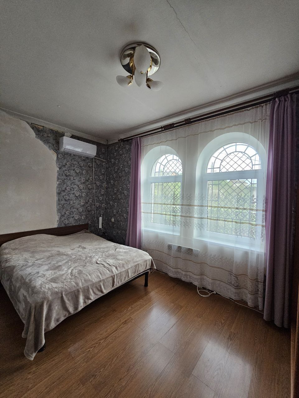Продаж будинку 195 м², Олександра Поля просп.