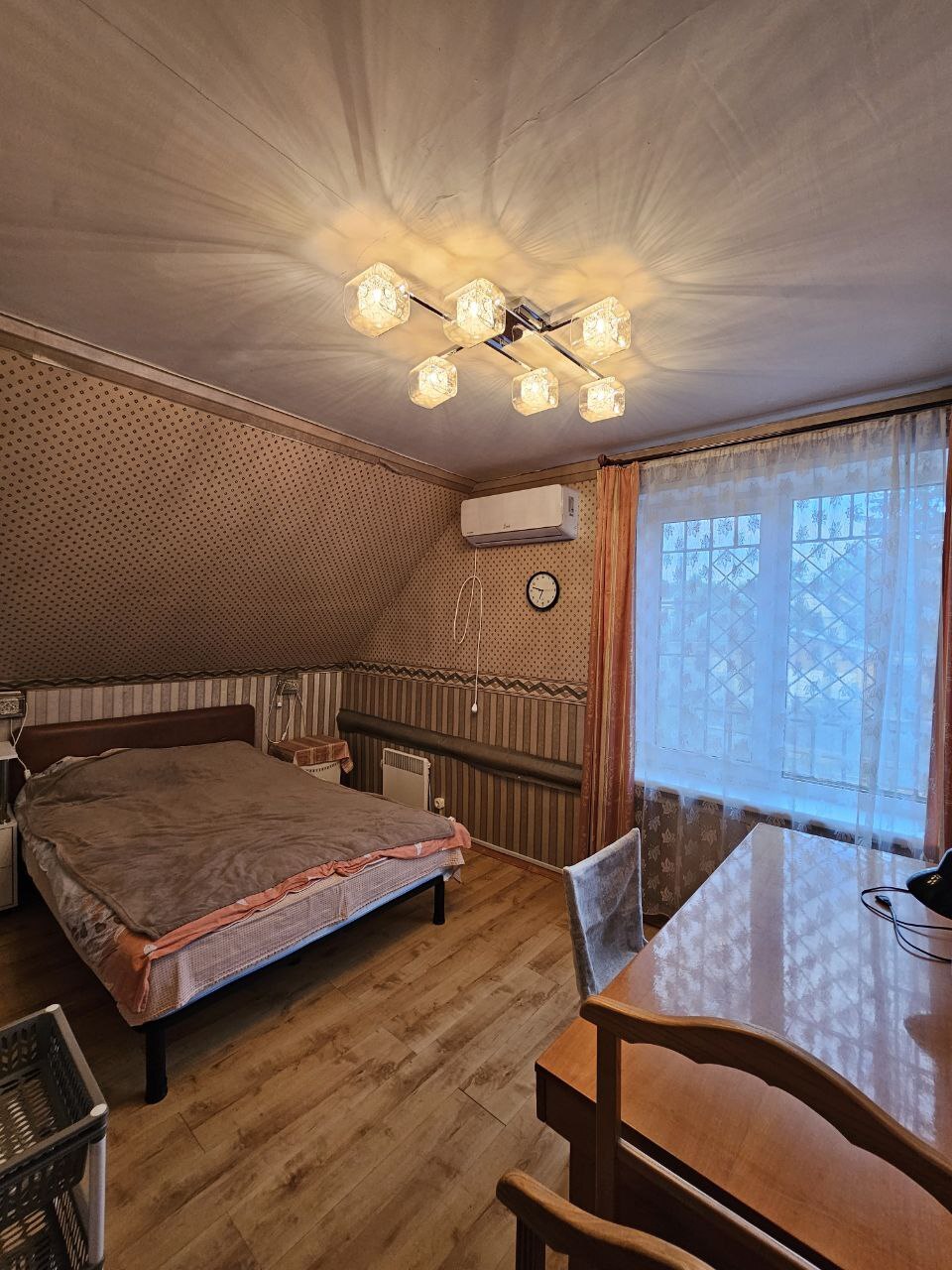 Продаж будинку 195 м², Олександра Поля просп.