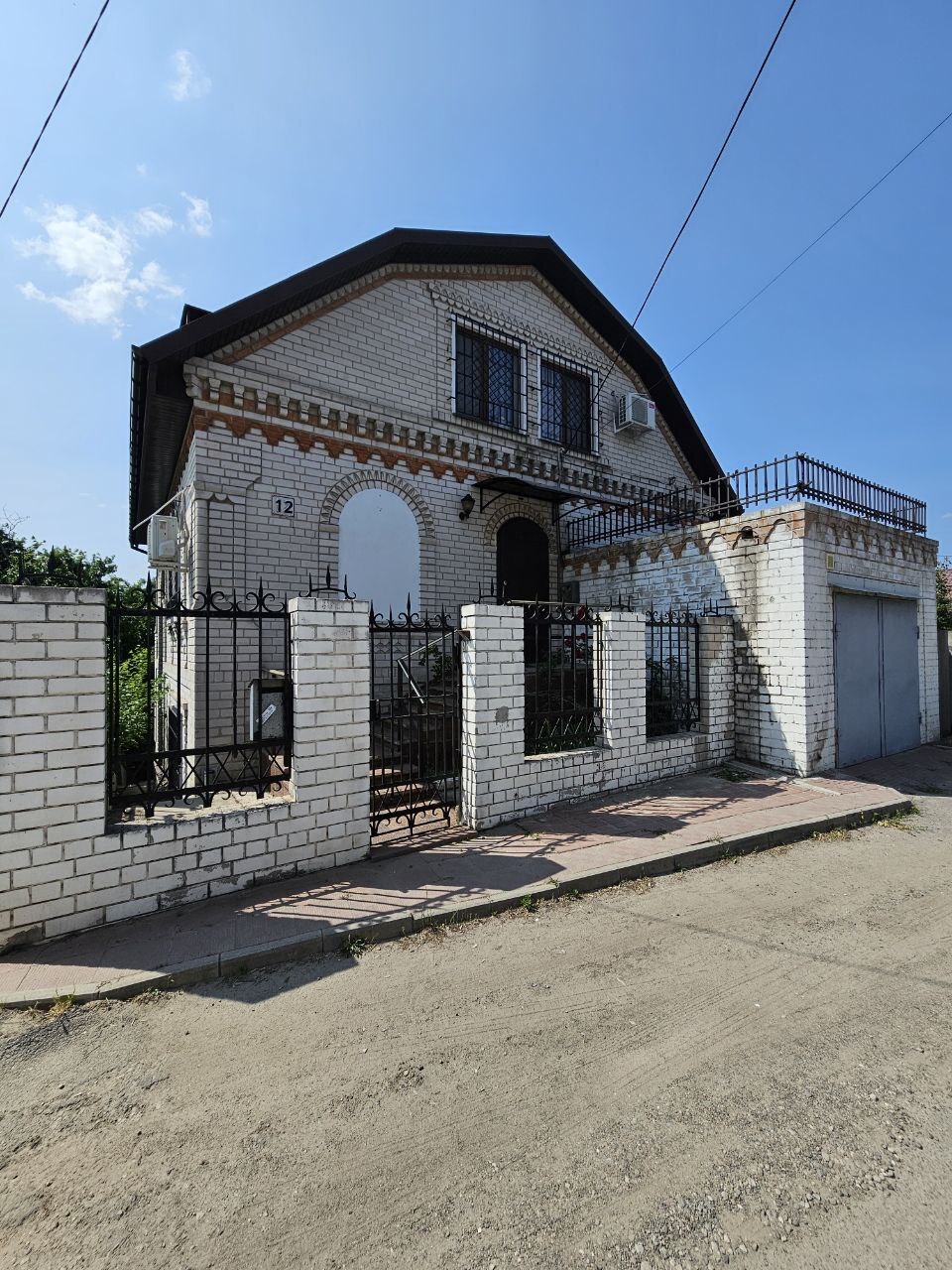 Продаж будинку 195 м², Олександра Поля просп.