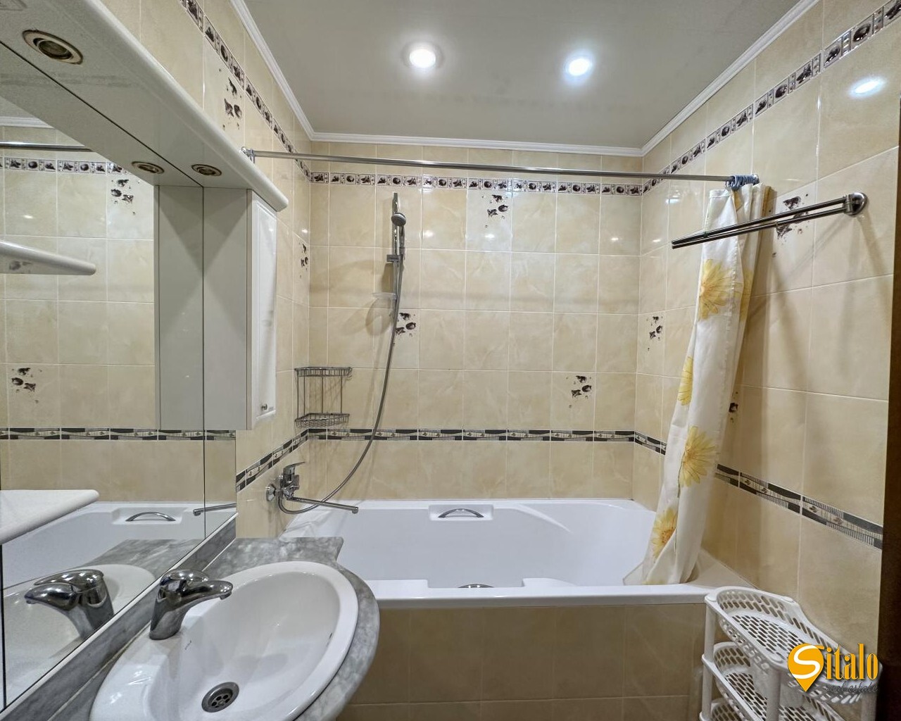 Продажа 3-комнатной квартиры 110 м², Срибнокильская ул., 1