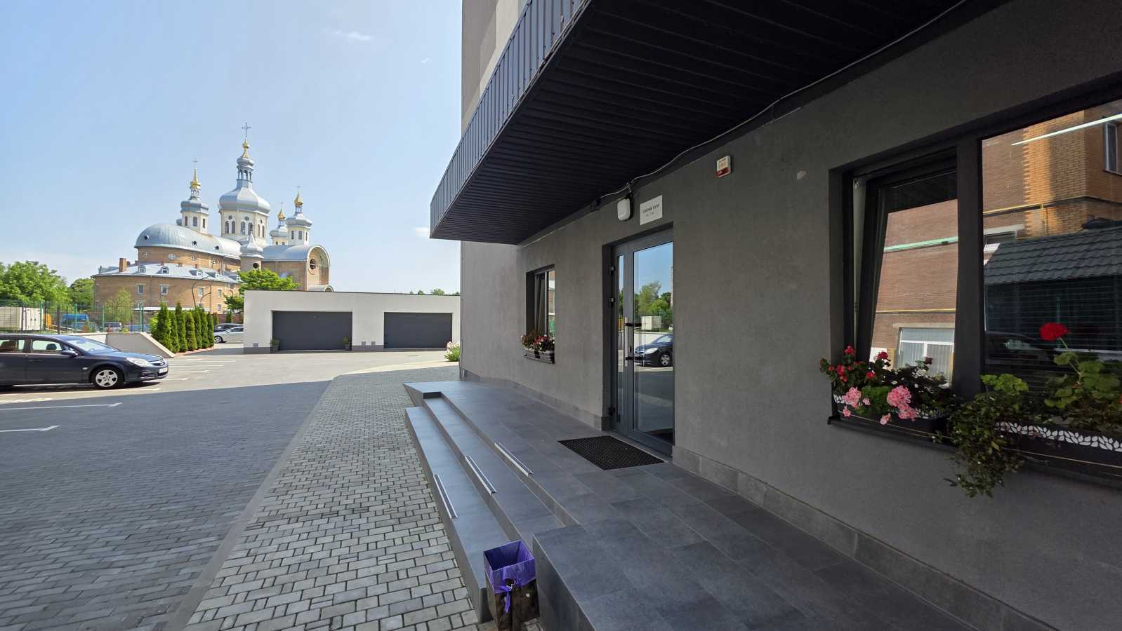 Продажа 3-комнатной квартиры 70 м², Олеся Гончара ул., 1
