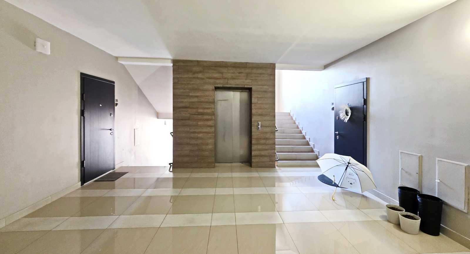 Продажа 3-комнатной квартиры 70 м², Олеся Гончара ул., 1