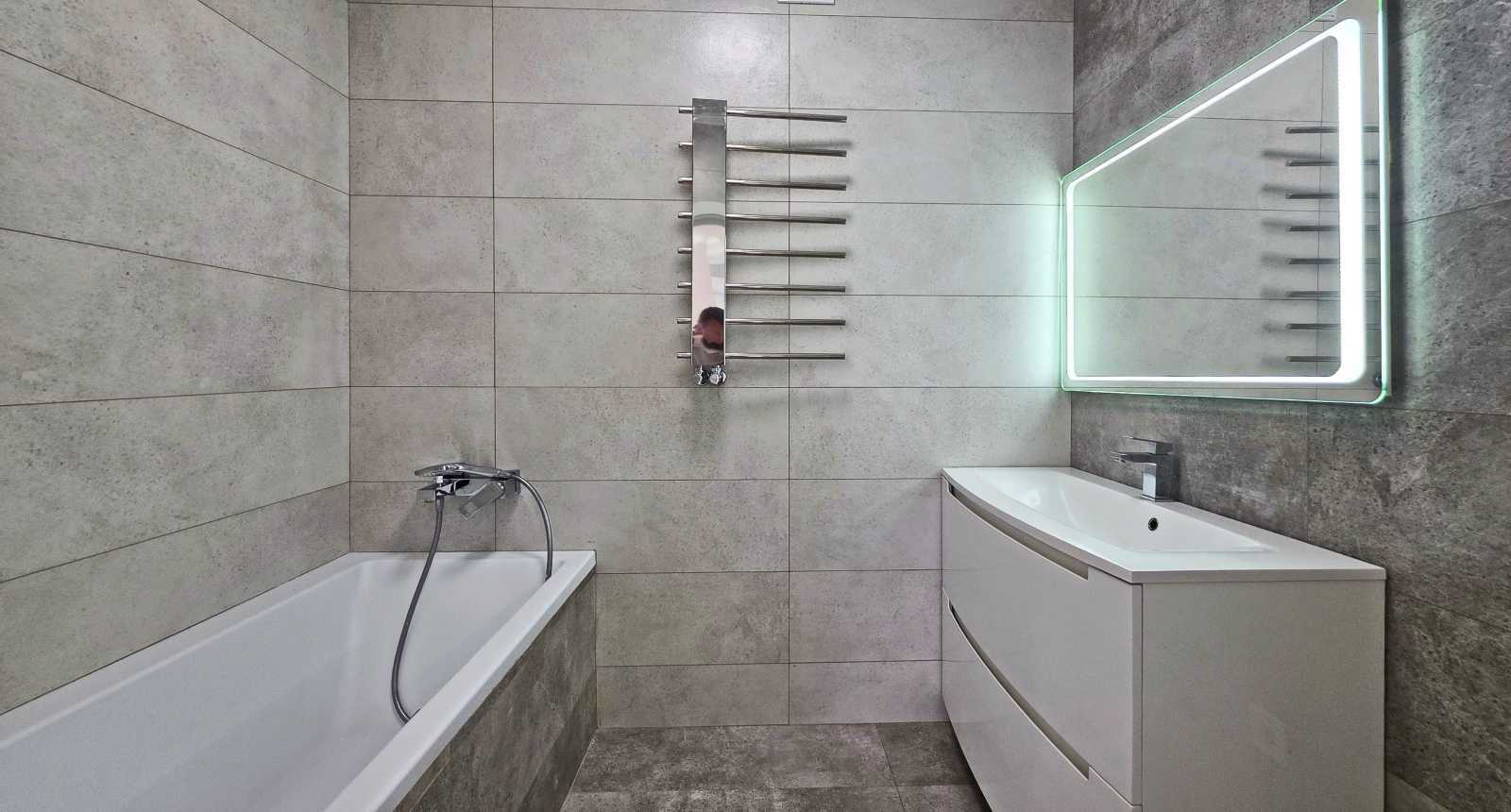 Продажа 3-комнатной квартиры 70 м², Олеся Гончара ул., 1
