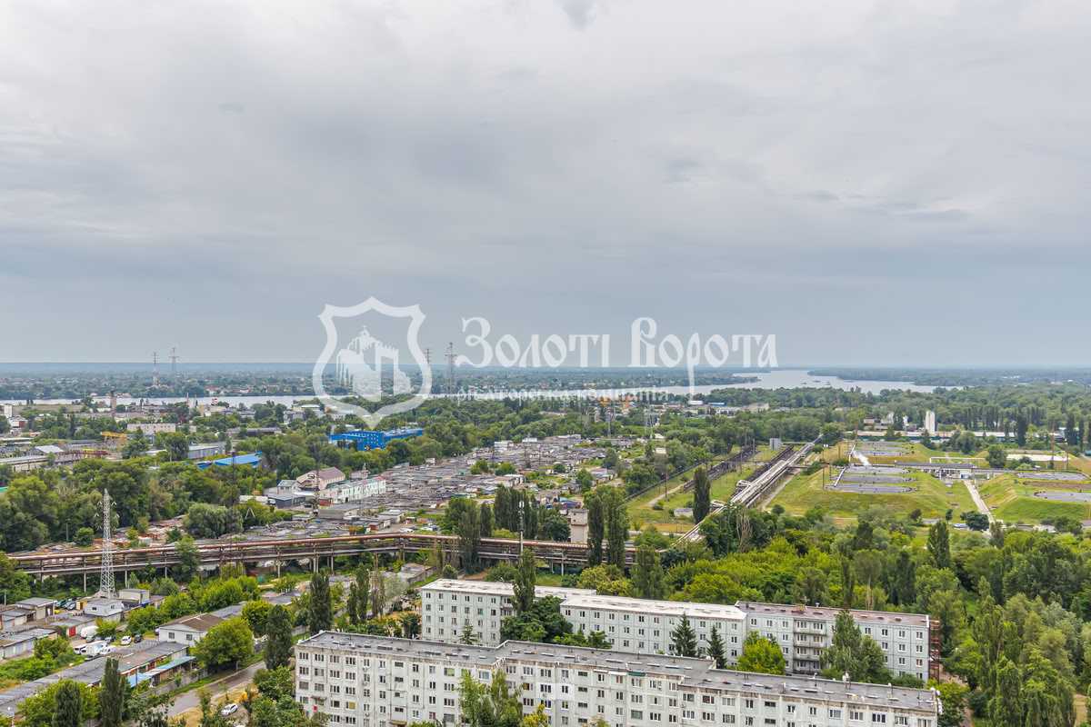Продажа 2-комнатной квартиры 71 м², Надднепрянское шоссе, 2а