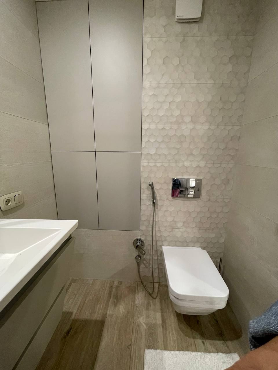 Продажа 3-комнатной квартиры 119 м², Владимира Антоновича ул.