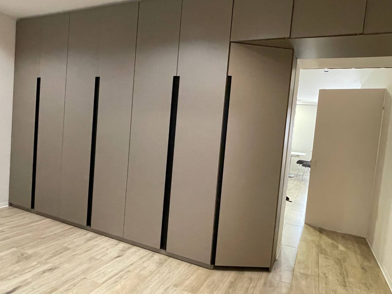 Продажа 3-комнатной квартиры 119 м², Владимира Антоновича ул.