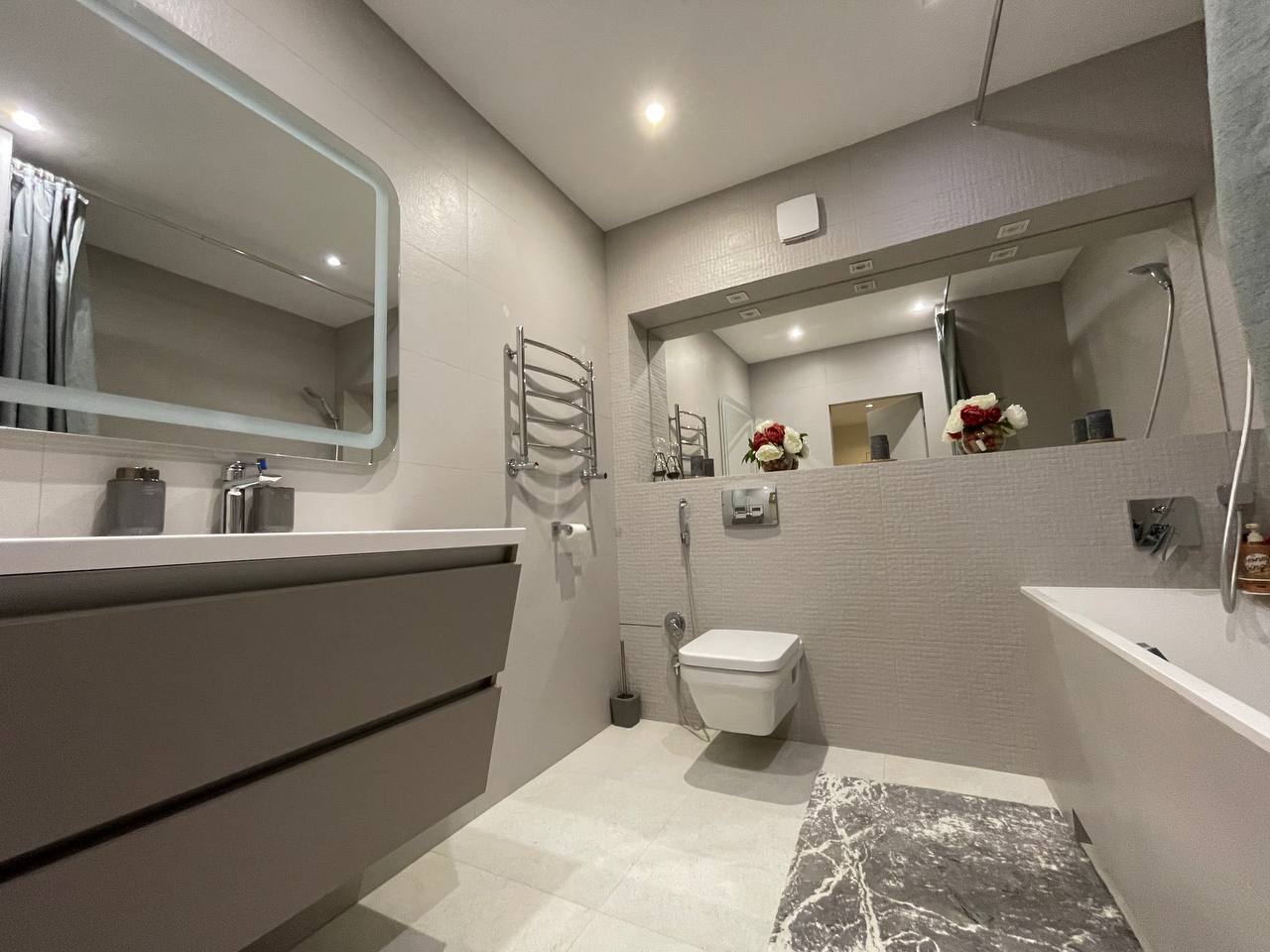 Продажа 3-комнатной квартиры 119 м², Владимира Антоновича ул.