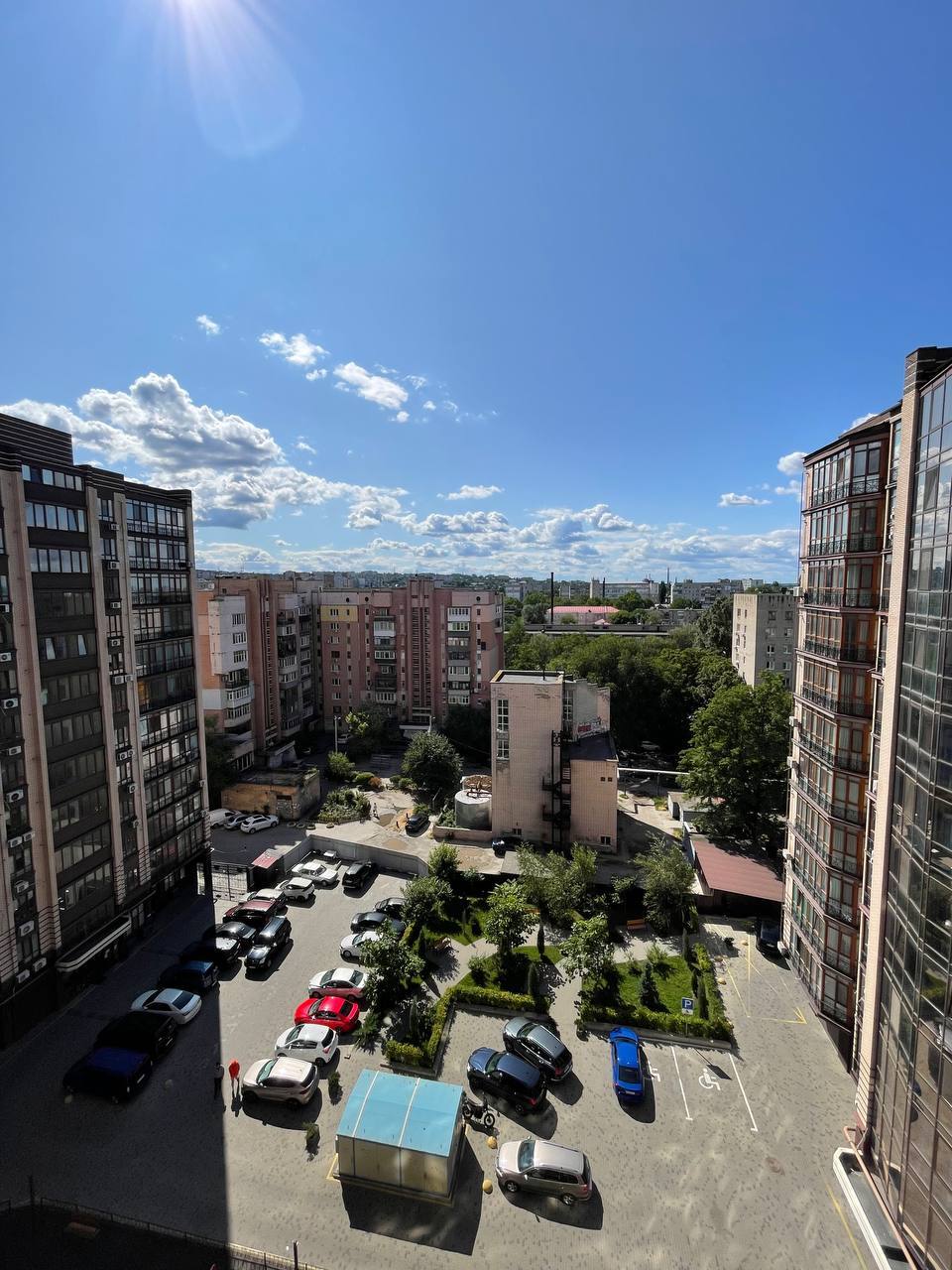 Продажа 3-комнатной квартиры 119 м², Владимира Антоновича ул.