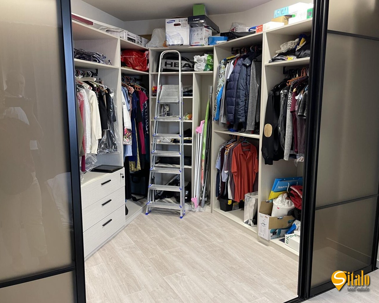 Продажа 3-комнатной квартиры 108 м², Срибнокильская ул., 1