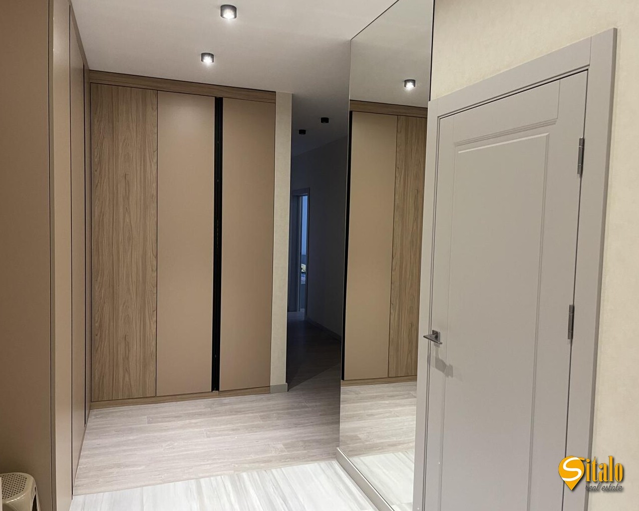 Продажа 3-комнатной квартиры 108 м², Срибнокильская ул., 1