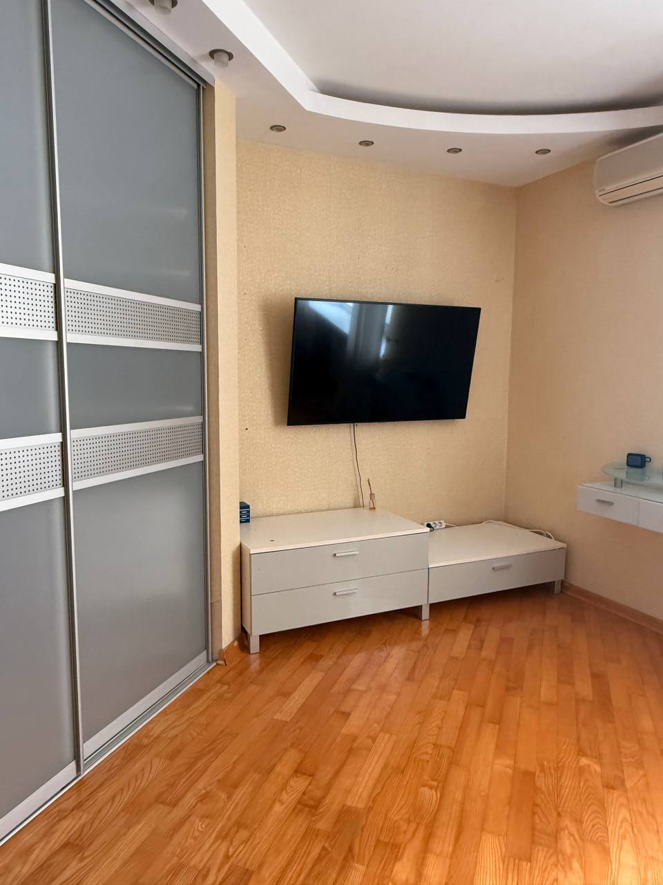 Продажа 3-комнатной квартиры 125 м², Рабочая ул.