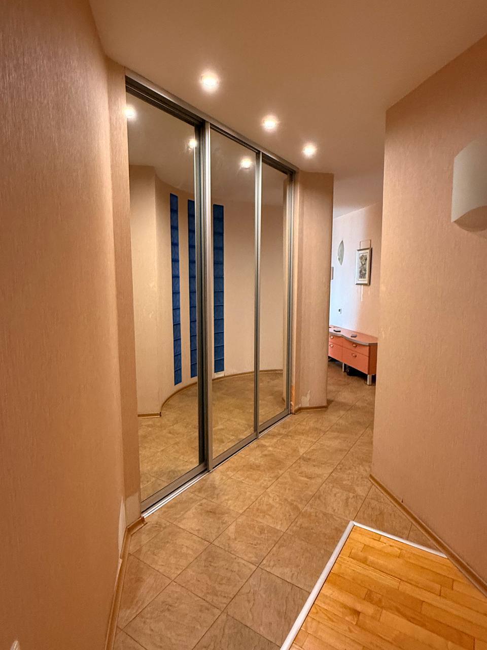 Продажа 3-комнатной квартиры 125 м², Рабочая ул.