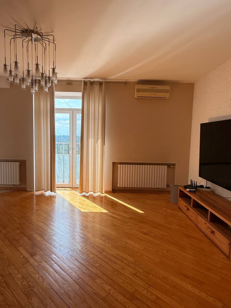 Продажа 3-комнатной квартиры 125 м², Рабочая ул.