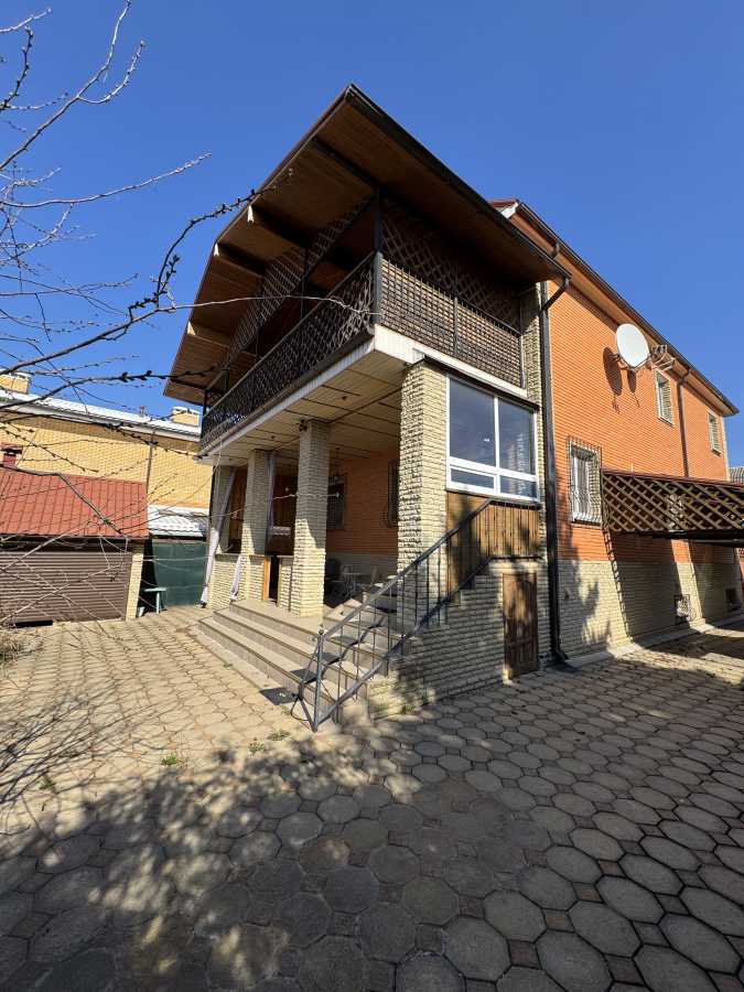 Аренда дома 450 м², Дніпровське шосе, 32