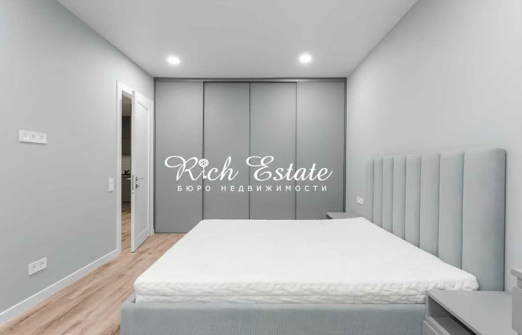 Оренда 1-кімнатної квартири 55 м², Джона Маккейна вул., 3А