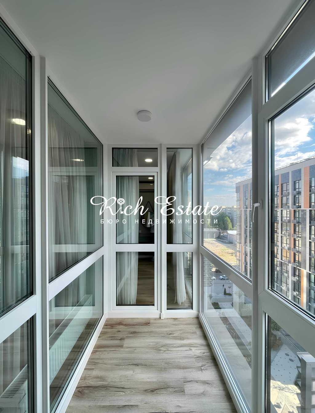 Оренда 1-кімнатної квартири 55 м², Джона Маккейна вул., 3А