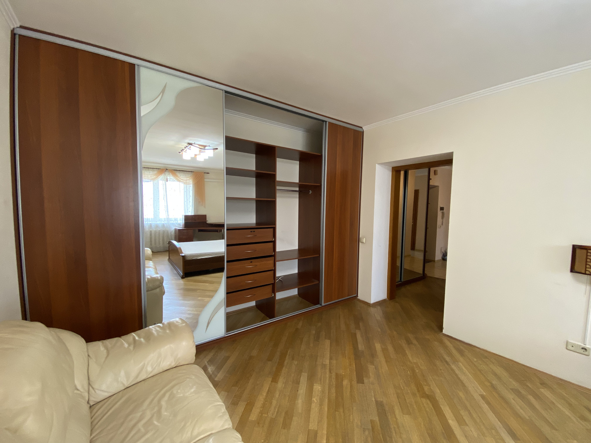 Продажа 2-комнатной квартиры 79 м², Срибнокильская ул., 24