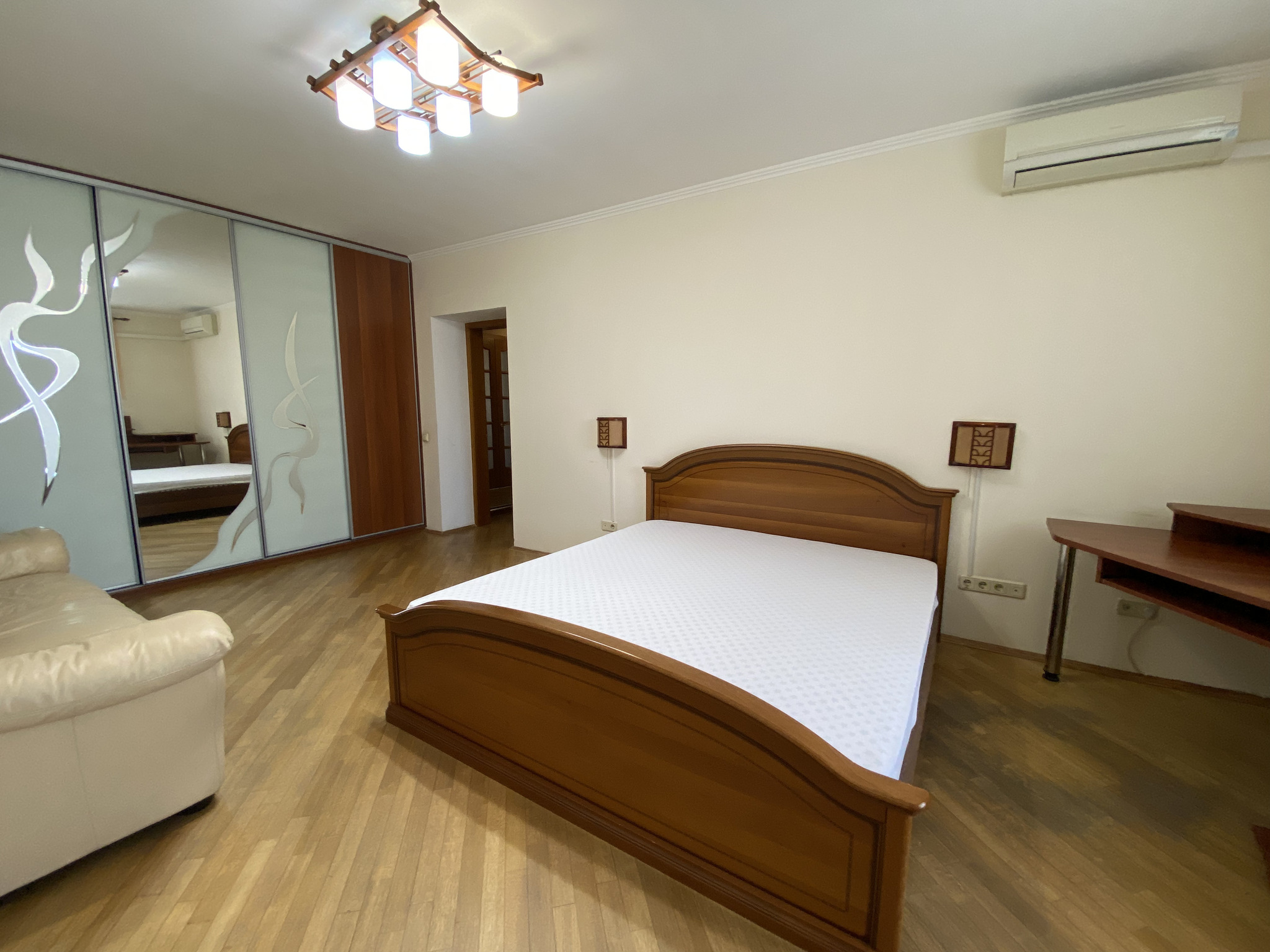 Продажа 2-комнатной квартиры 79 м², Срибнокильская ул., 24