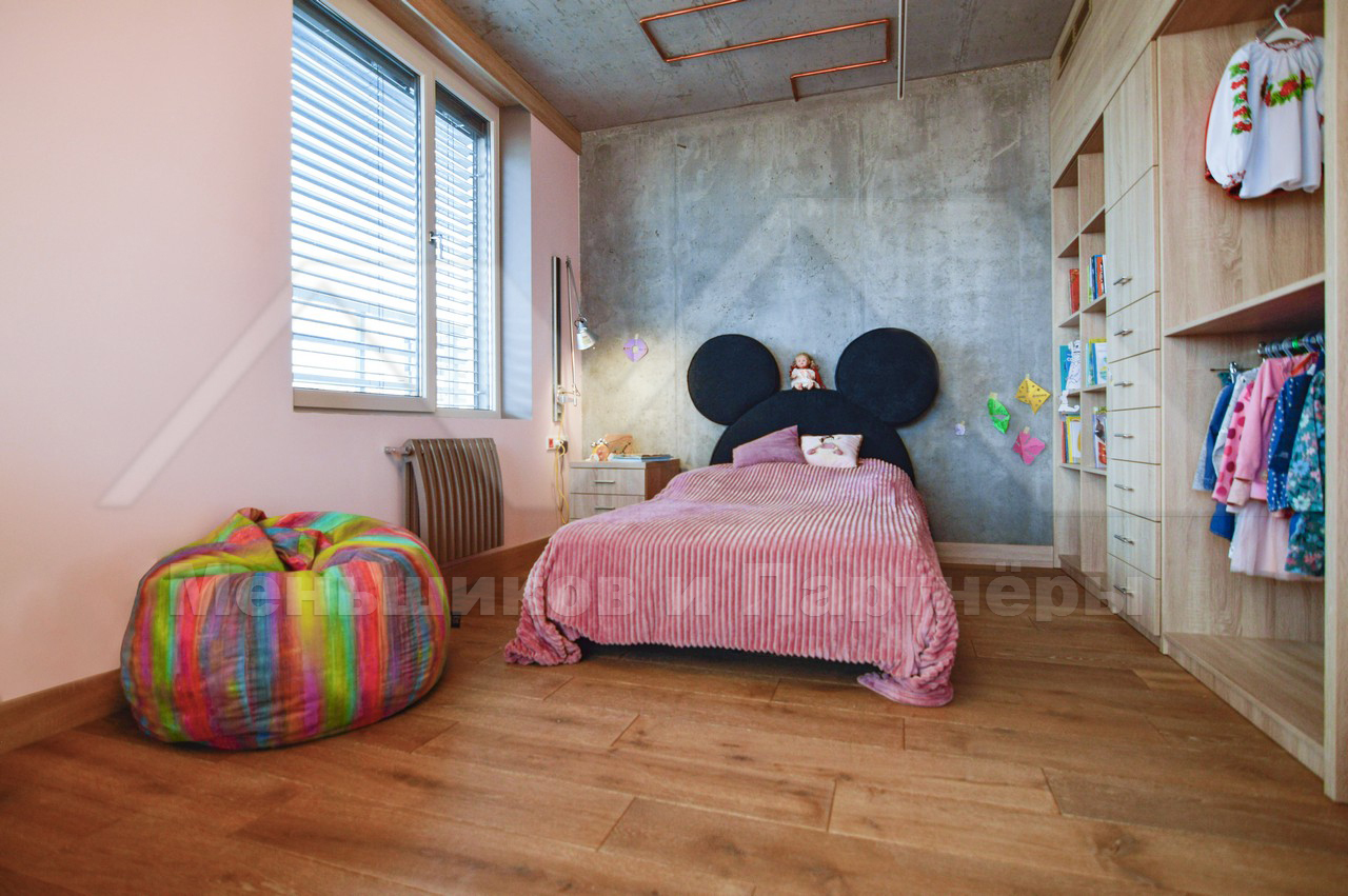 Продажа 5-комнатной квартиры 223 м², Анатолия Петрицкого ул., 19А