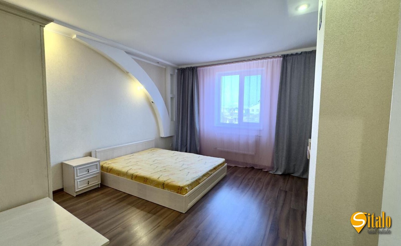 Продажа дома 200 м², 3-я Озерная ул.