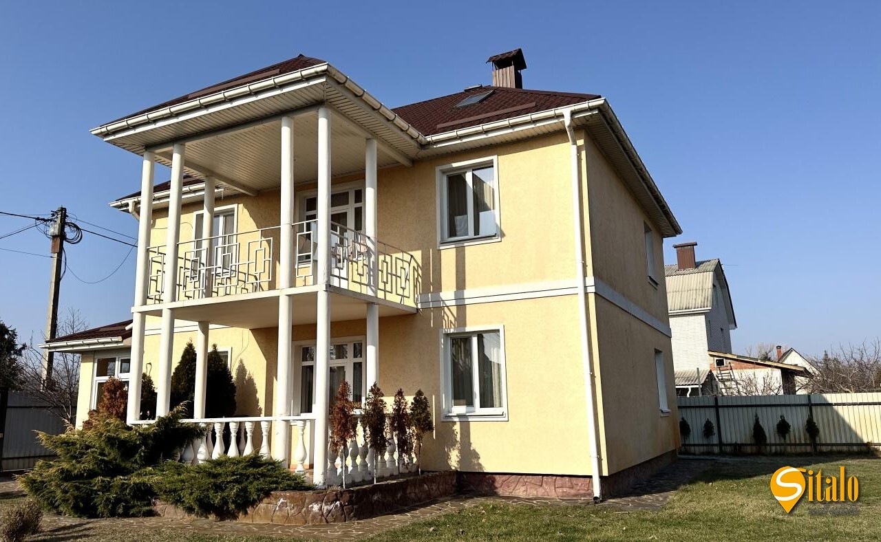 Продажа дома 200 м², 3-я Озерная ул.