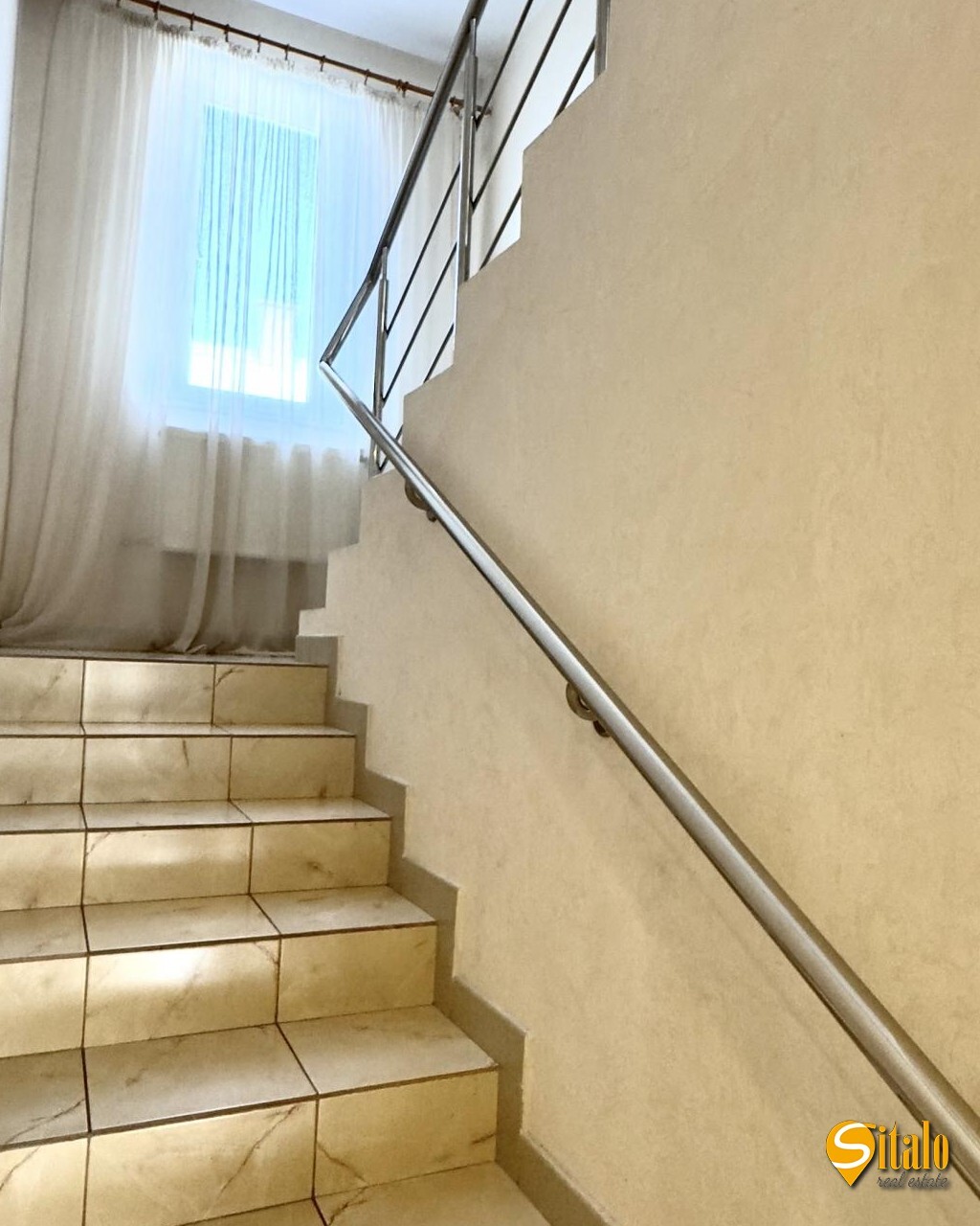 Продажа дома 200 м², 3-я Озерная ул.