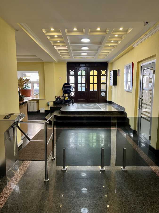 Аренда офиса 400 м², Олеся Гончара ул., 41
