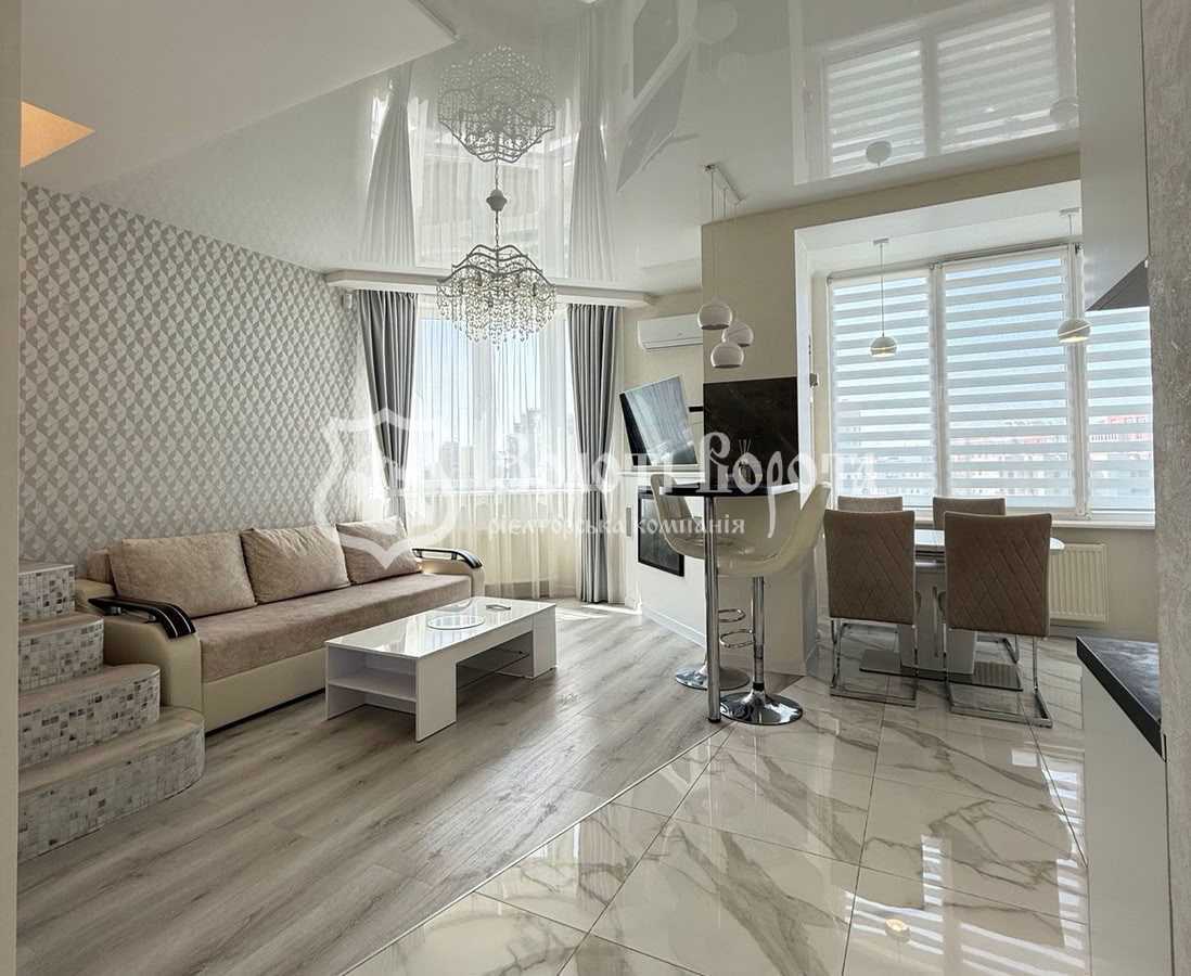 Продаж 3-кімнатної квартири 70 м², Боголюбова вул., 34