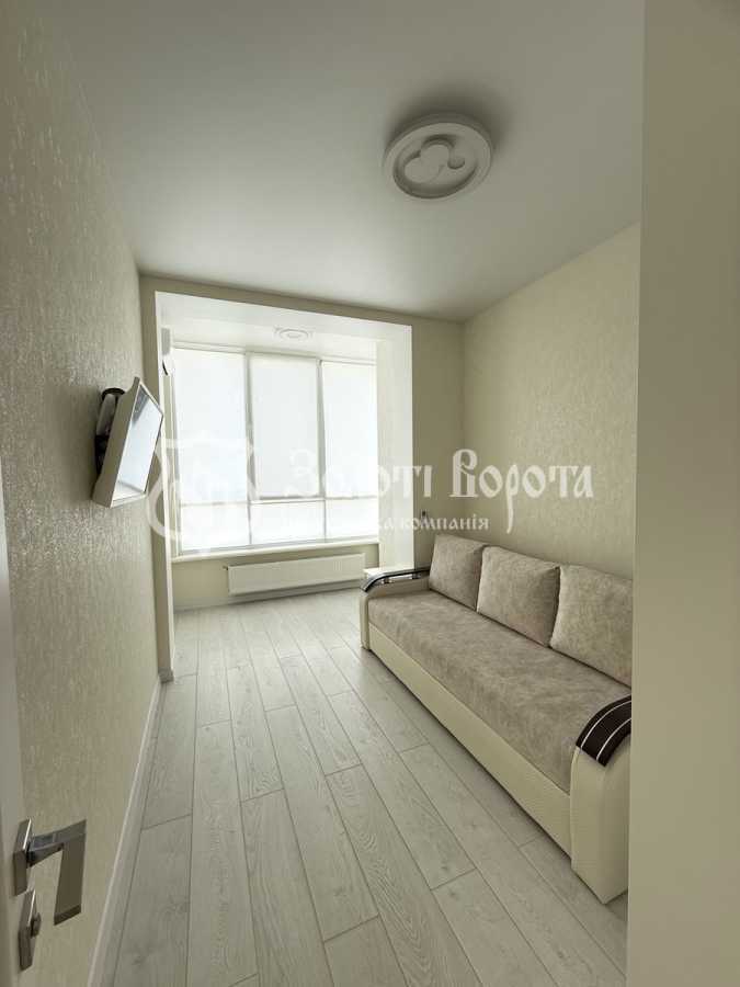 Продаж 3-кімнатної квартири 70 м², Боголюбова вул., 34