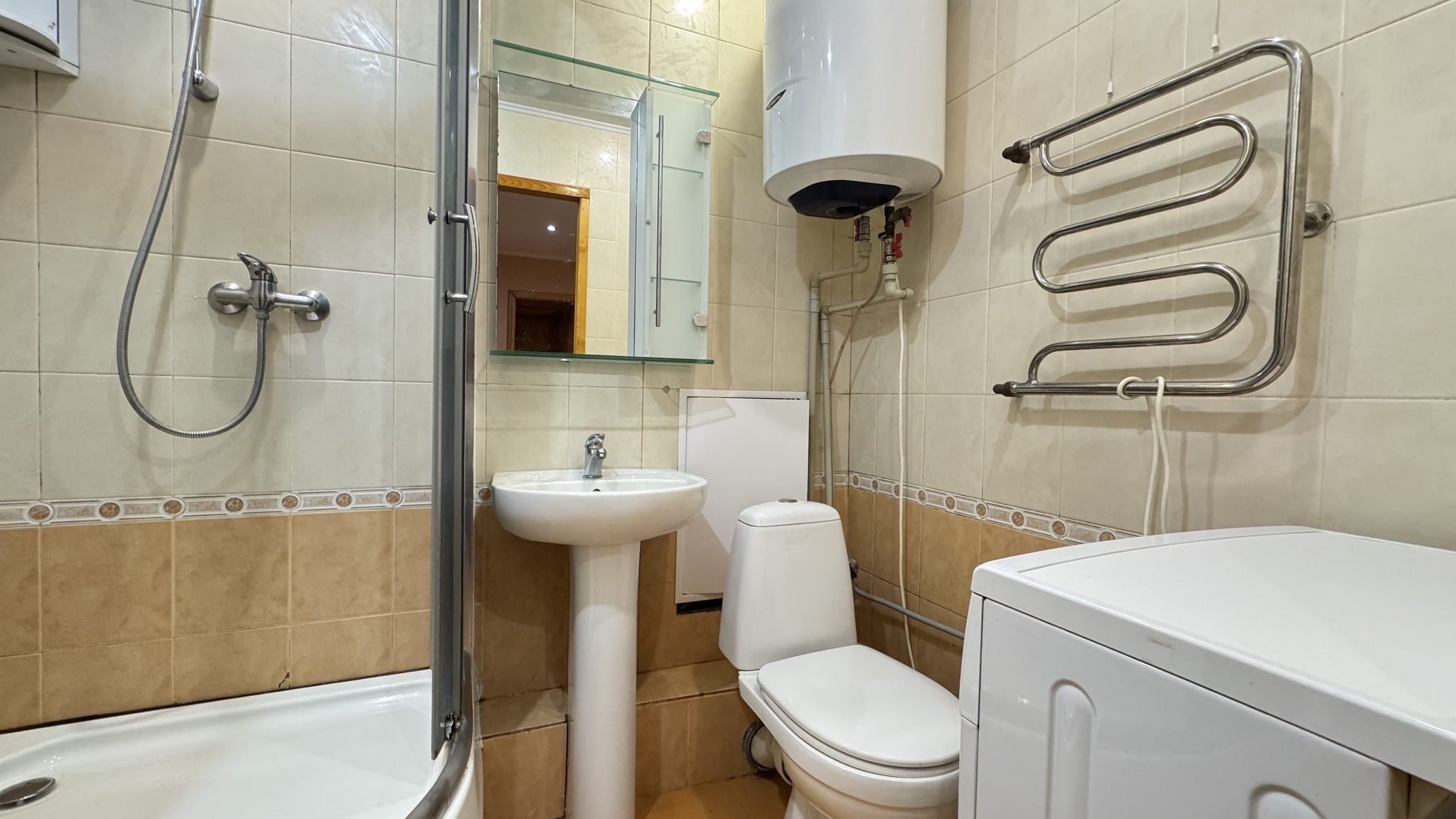 Продаж 2-кімнатної квартири 46.2 м²
