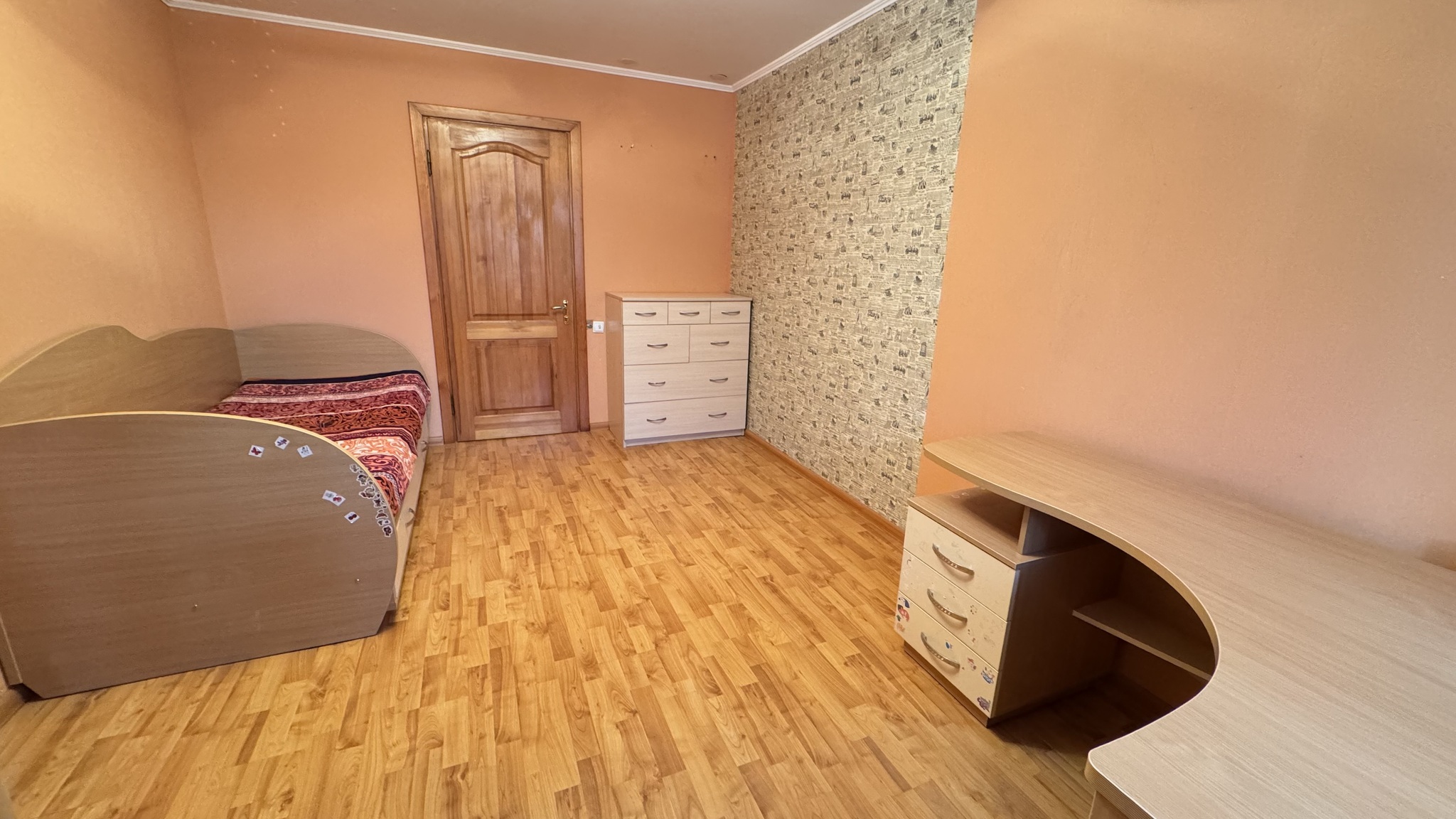 Продаж 2-кімнатної квартири 46.2 м²