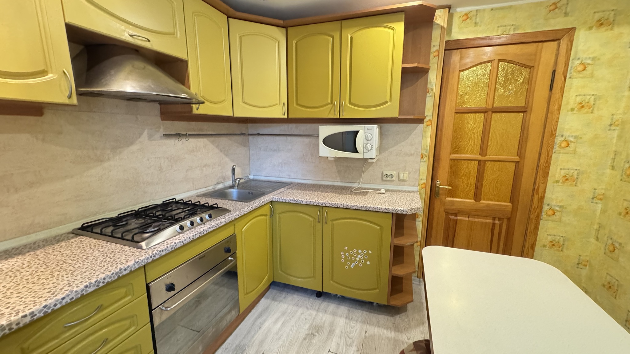 Продаж 2-кімнатної квартири 46.2 м²