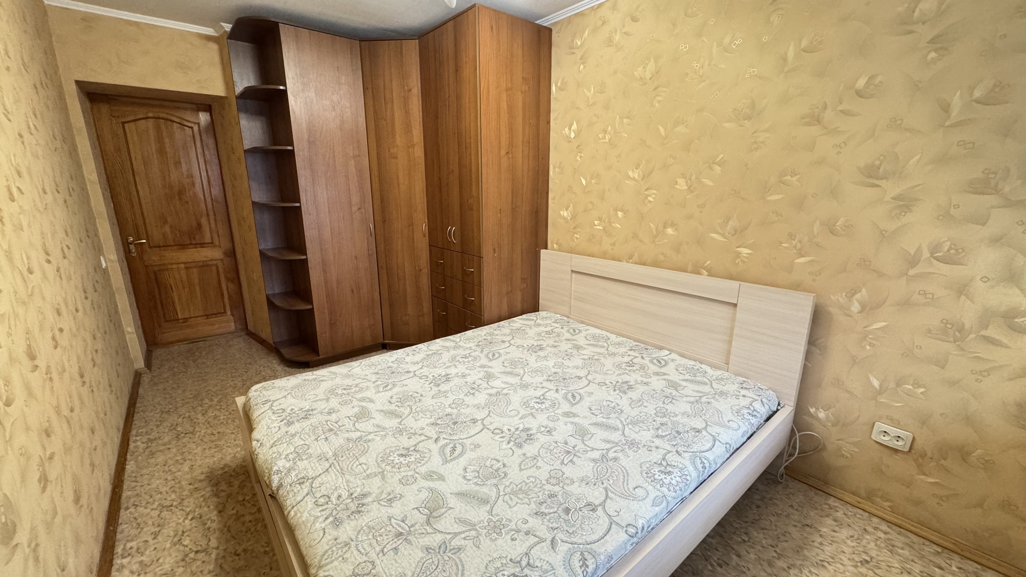 Продаж 2-кімнатної квартири 46.2 м²