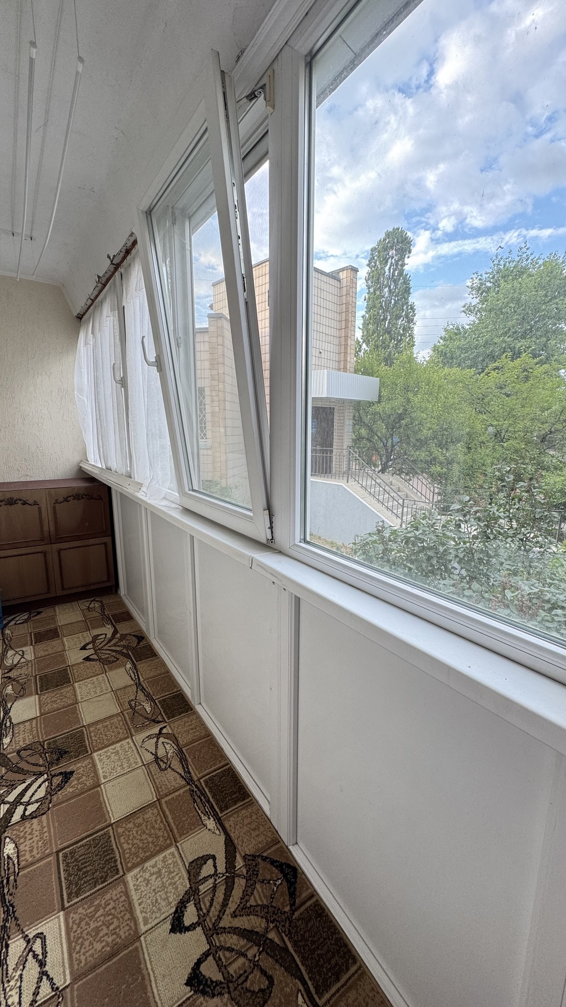 Продаж 2-кімнатної квартири 46.2 м²