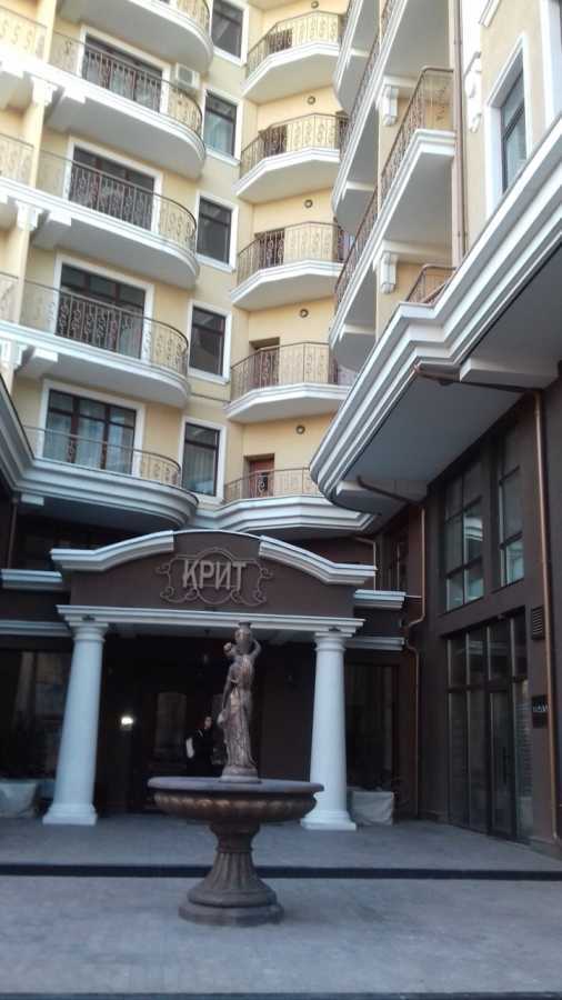 1-комнатная квартира посуточно 45 м², Французский бул., 13А