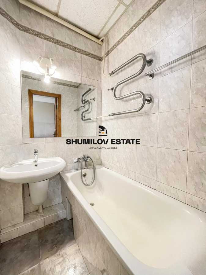 Продажа 3-комнатной квартиры 103 м², Техничная ул., 6