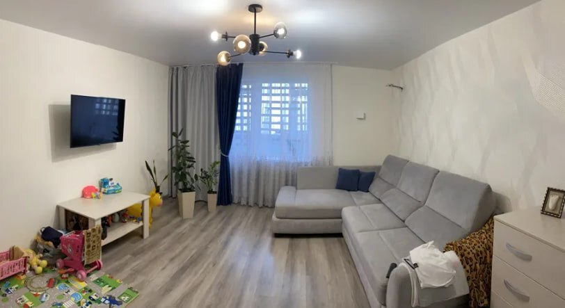 Продажа 2-комнатной квартиры 70 м², Михаила Лушпы просп.