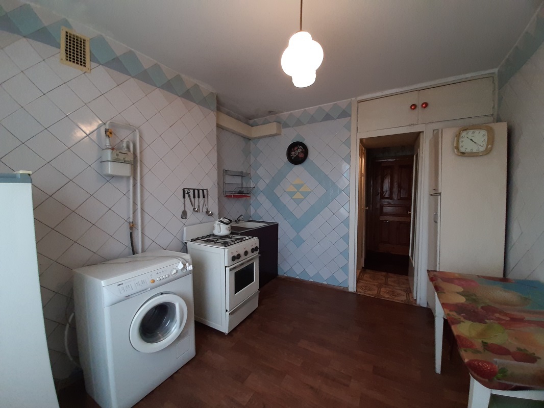 Аренда 3-комнатной квартиры 70 м², Метростроевская ул.