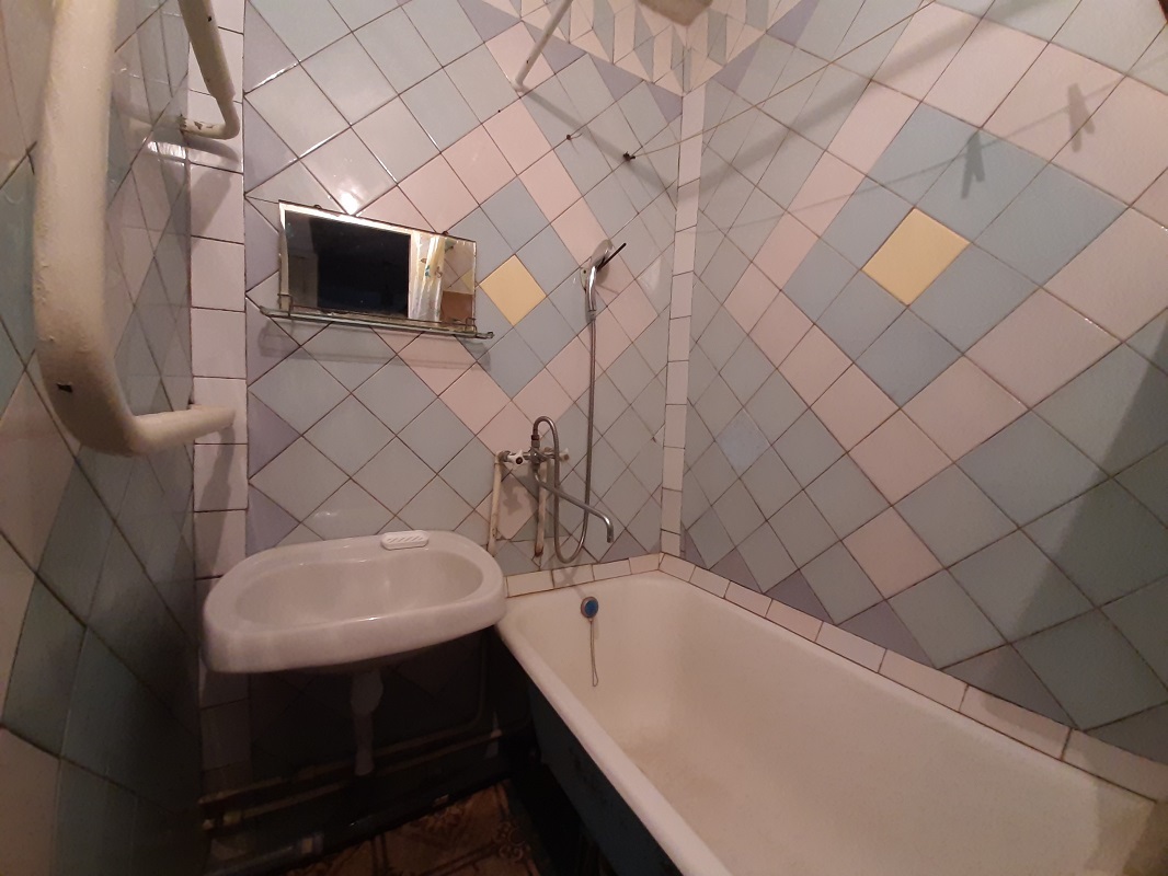 Аренда 3-комнатной квартиры 70 м², Метростроевская ул.
