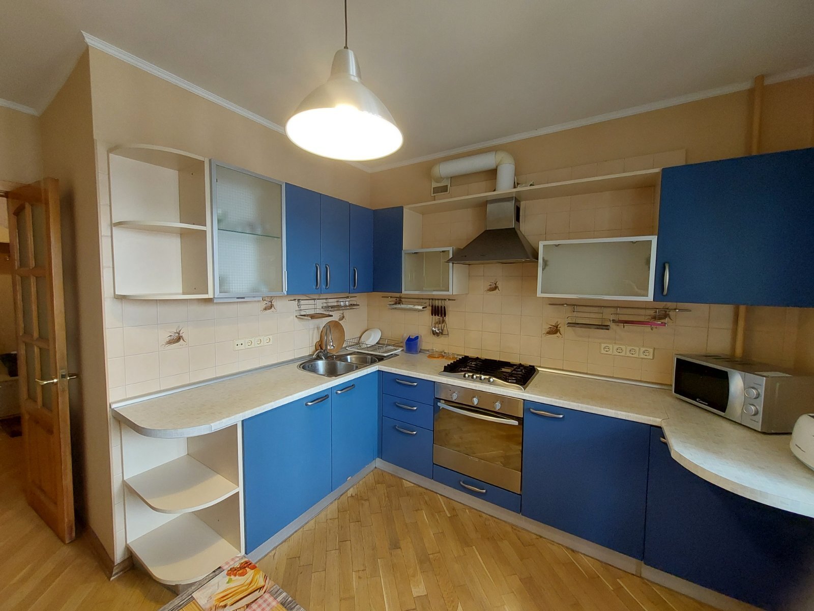 Оренда 3-кімнатної квартири 100 м², Введенська вул.
