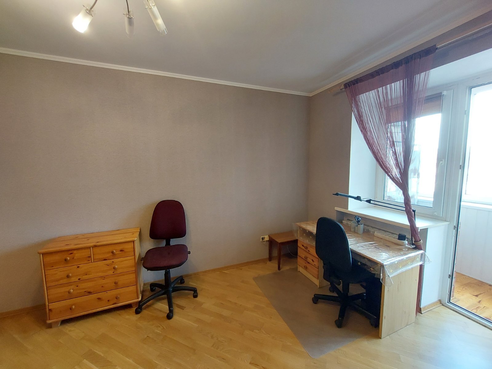 Оренда 3-кімнатної квартири 100 м², Введенська вул.