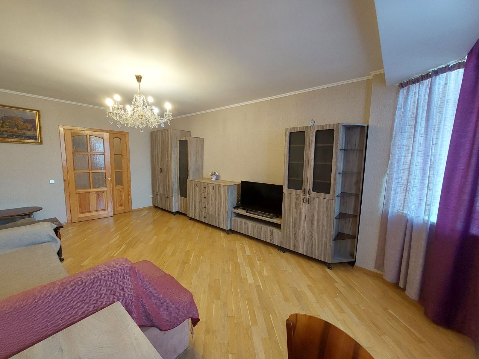 Оренда 3-кімнатної квартири 100 м², Введенська вул.