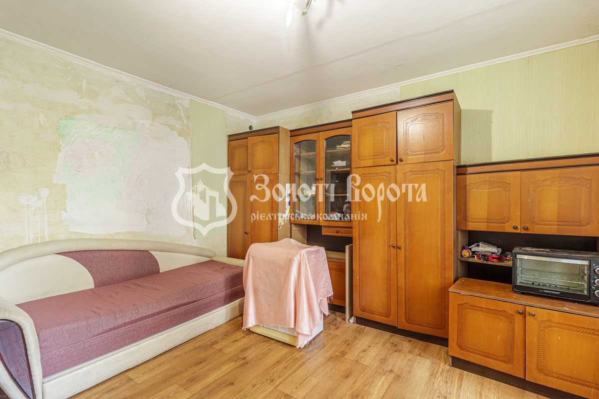 Продажа 1-комнатной квартиры 28 м², Петропавловская ул., 13/8