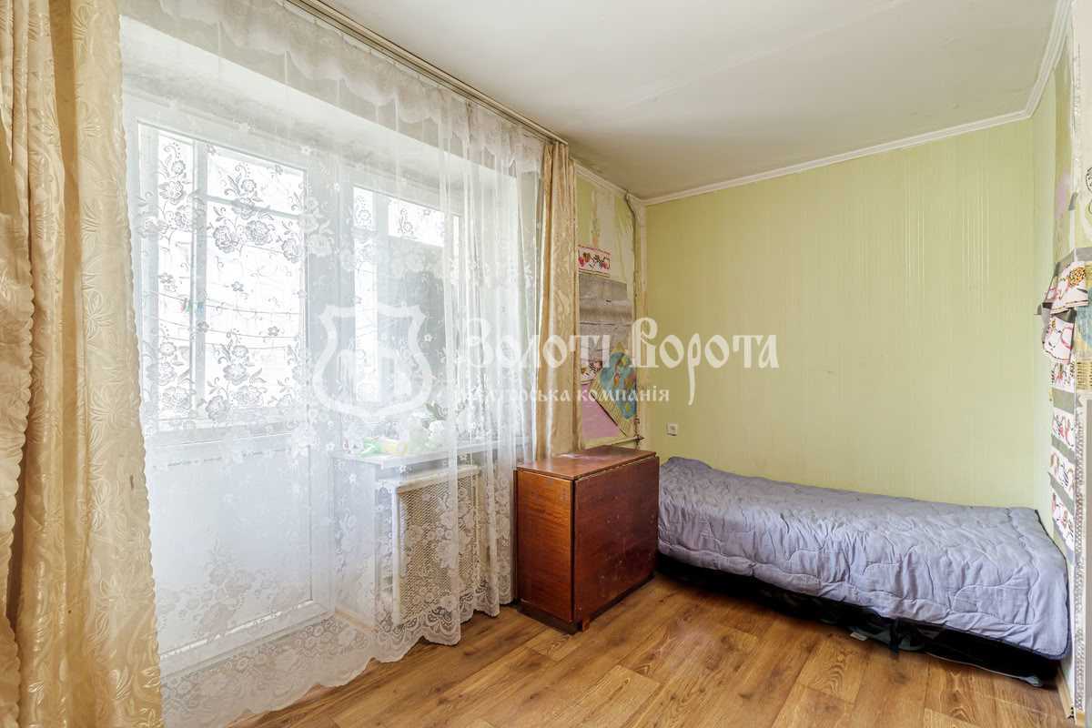 Продажа 1-комнатной квартиры 28 м², Петропавловская ул., 13/8