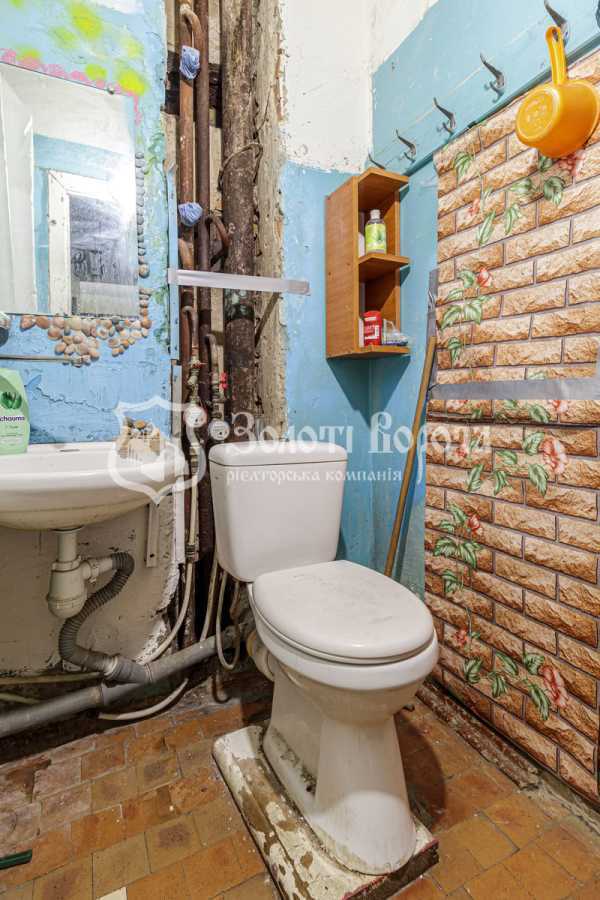Продажа 1-комнатной квартиры 28 м², Петропавловская ул., 13/8