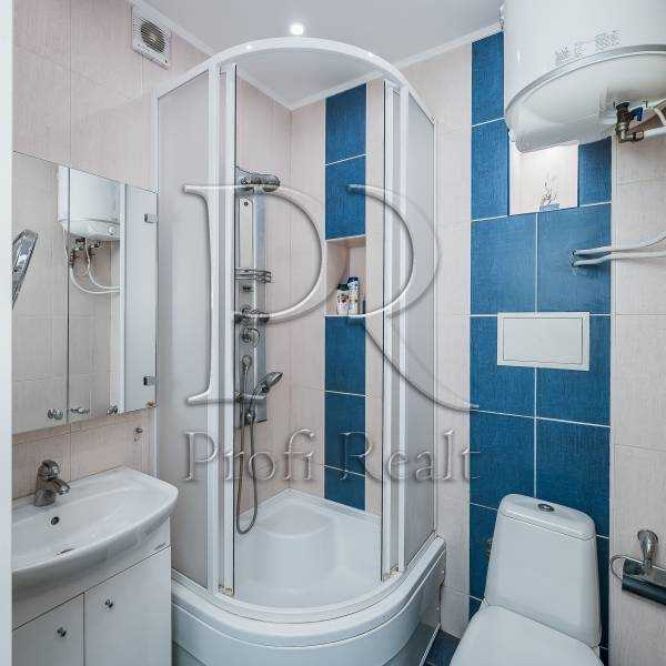 Продажа 2-комнатной квартиры 94 м², Вячеслава Черновола ул., 20