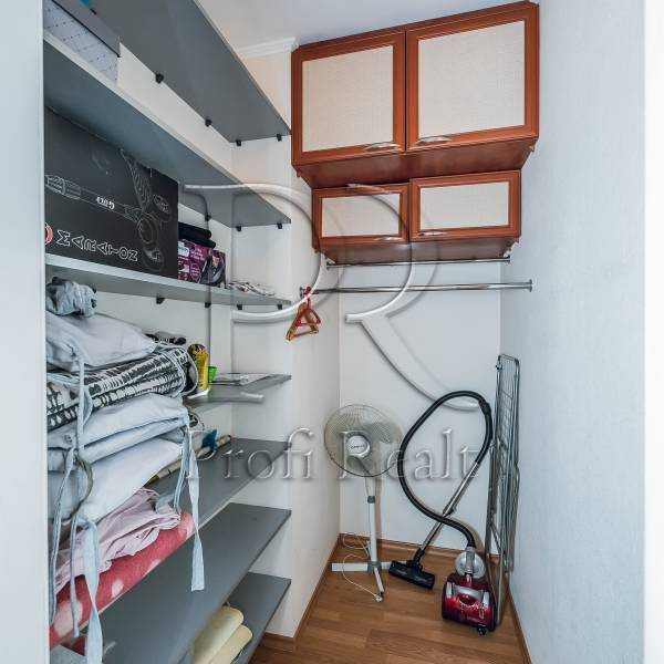 Продажа 2-комнатной квартиры 94 м², Вячеслава Черновола ул., 20